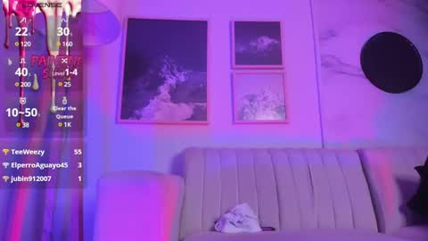 Snapshot of lara_madisson chatting on 01.24.25 Lara Madisson online show from 01.24.25