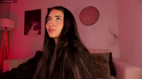 Snapshot of lara_madisson chatting on 10.05.25 Lara Madisson online show from 10.05.25