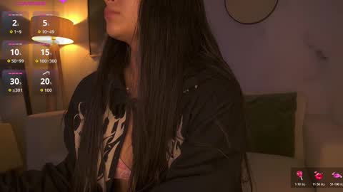 Snapshot of lara_madisson chatting on 10.27.25 Lara Madisson online show from 10.27.25