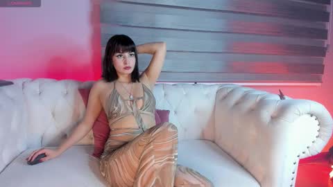 lara_reynolds_ online show from 03.08.26