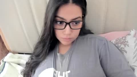 lara online show from 12.15.25