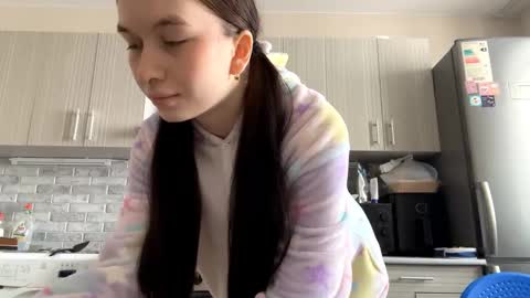 lara online show from 03.06.26