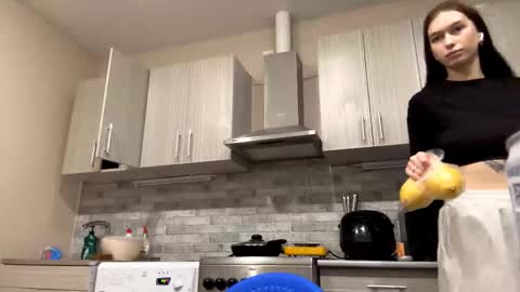 lara online show from 03.26.26