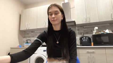 lara online show from 03.27.26