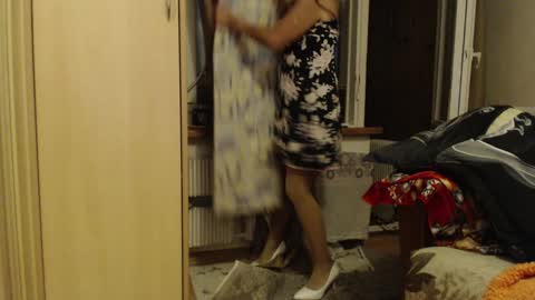 laralhotr online show from 12.01.24