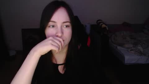 Laralianna online show from 03.05.26