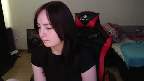 Snapshot of laralianna chatting on 04.24.26 Laralianna online show from 04.24.26