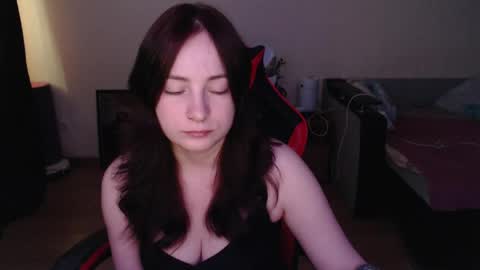 Snapshot of laralianna chatting on 05.21.26 Laralianna online show from 05.21.26