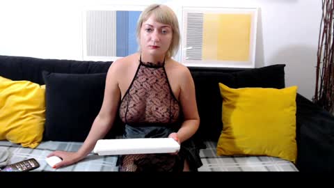 lara online show from 04.06.26