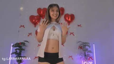 Lara online show from 02.20.26