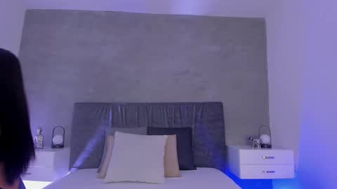 Laura online show from 02.24.26