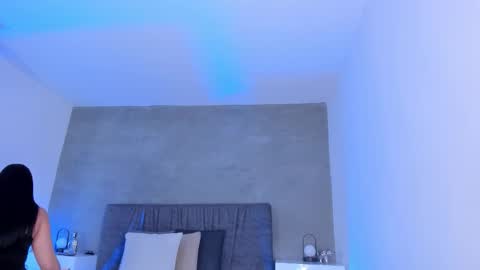 Laura online show from 03.20.26