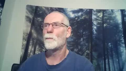 Snapshot of larbie chatting on 01.15.26 Larbie online show from 01.15.26