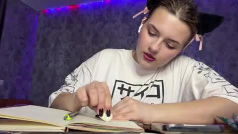 Nessie online show from 04.24.26