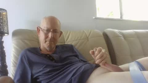 largerthan-   say hi on entry online show from 02.07.26