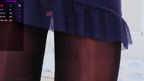 Larissa  online show from 01.26.25