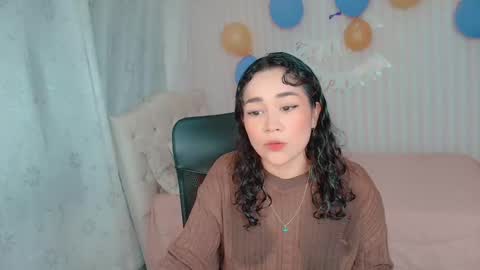 Snapshot of larissalove_doll chatting on 10.19.25 Larissas online show from 10.19.25