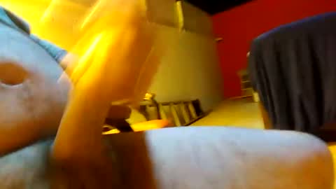 Snapshot of larry19711234 chatting on 02.19.25 larry19711234 online show from 02.19.25