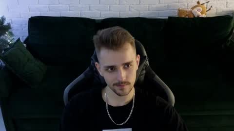 Lars online show from 12.25.24