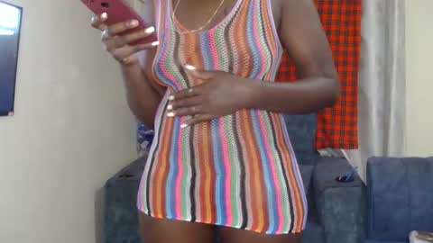 larvy12 online show from 12.15.25