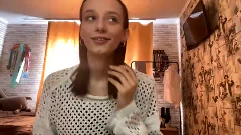 Kate online show from 04.20.26