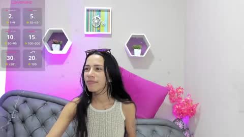 Tania  online show from 04.25.26