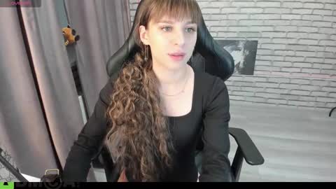 Snapshot of lasly_moon chatting on 09.14.25 lasly_moon online show from 09.14.25