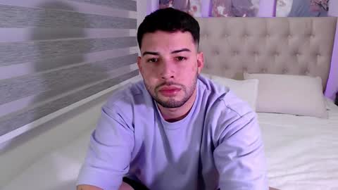 Snapshot of latam_ chatting on 09.12.25 YOUR BABY online show from 09.12.25