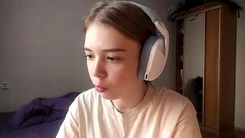 Linet online show from 04.22.26
