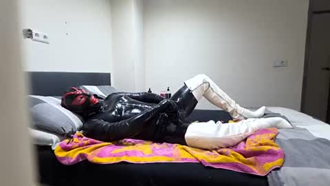 latex boy 38 online show from 06.20.26