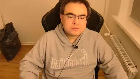 Snapshot of latexboy893 chatting on 02.25.26 latexboy893 online show from 02.25.26