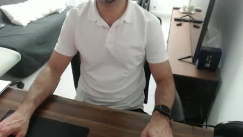 Snapshot of latexdave84 chatting on 01.12.26 latexdave84 online show from 01.12.26