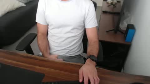 Snapshot of latexdave84 chatting on 01.16.26 latexdave84 online show from 01.16.26