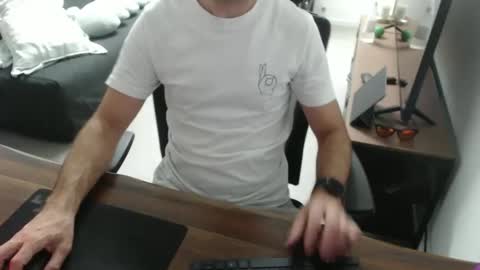 latexdave84 online show from 03.20.26