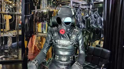 latexlover202 online show from 02.15.26