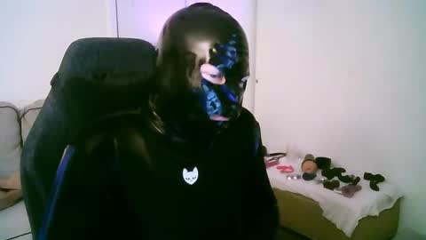 Snapshot of latexminheadroom chatting on 05.15.26 latexminheadroom online show from 05.15.26