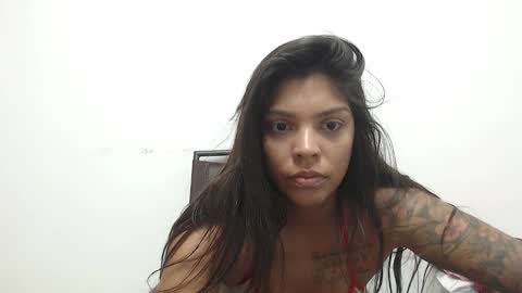 Snapshot of latin_meg chatting on 02.14.26 M E G A N online show from 02.14.26