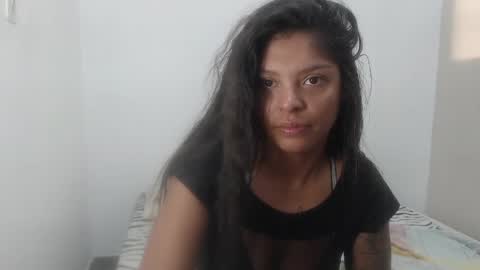 M E G A N  online show from 05.04.26