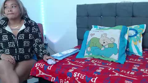 Snapshot of latin_rihanna_j chatting on 02.23.26 karen online show from 02.23.26