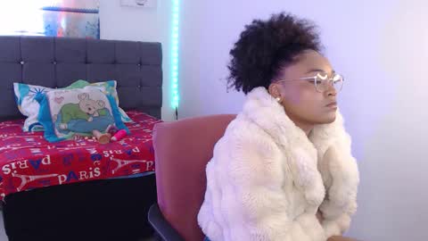 Snapshot of latin_rihanna_j chatting on 02.25.26 karen online show from 02.25.26