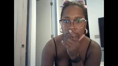 latina033 online show from 03.05.26