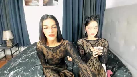 Snapshot of latina_goddes4uxxx chatting on 11.07.25 ask me online show from 11.07.25