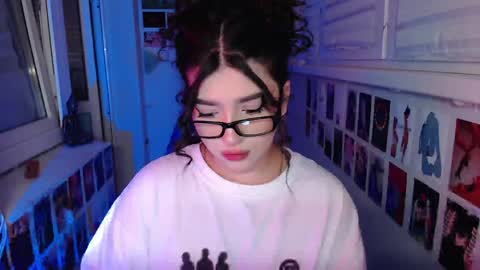 miiiiiiaaaa online show from 02.02.25