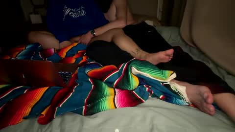 Snapshot of latinaandblondofficial chatting on 02.22.26 latinaandblondofficial online show from 02.22.26