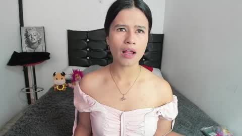 Luna  online show from 04.11.26