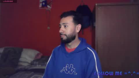 Aaron  I N D E P E N D E N T - M O D E L online show from 12.25.24