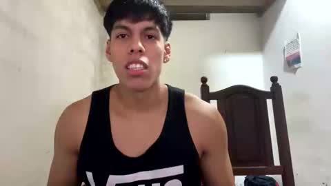 Snapshot of latindark_ chatting on 03.23.26 LatinDark online show from 03.23.26