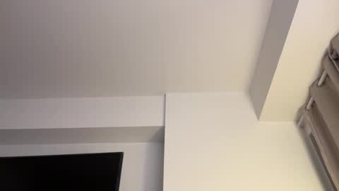 Hi -  online show from 02.12.26