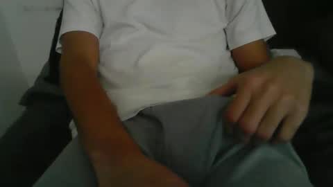 Snapshot of latinman7945 chatting on 12.15.25 latinman7945 online show from 12.15.25