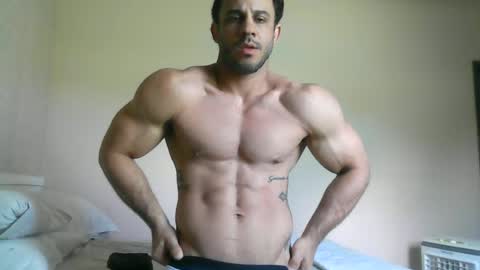 latino_rodri online show from 06.23.26